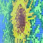 Reviglass, c�lula robotizada para configurar mosaicos autom�ticamente mediante cristales cuadrados de distintos colores.